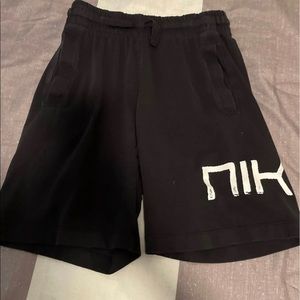 Boys Nike shorts with pockets
